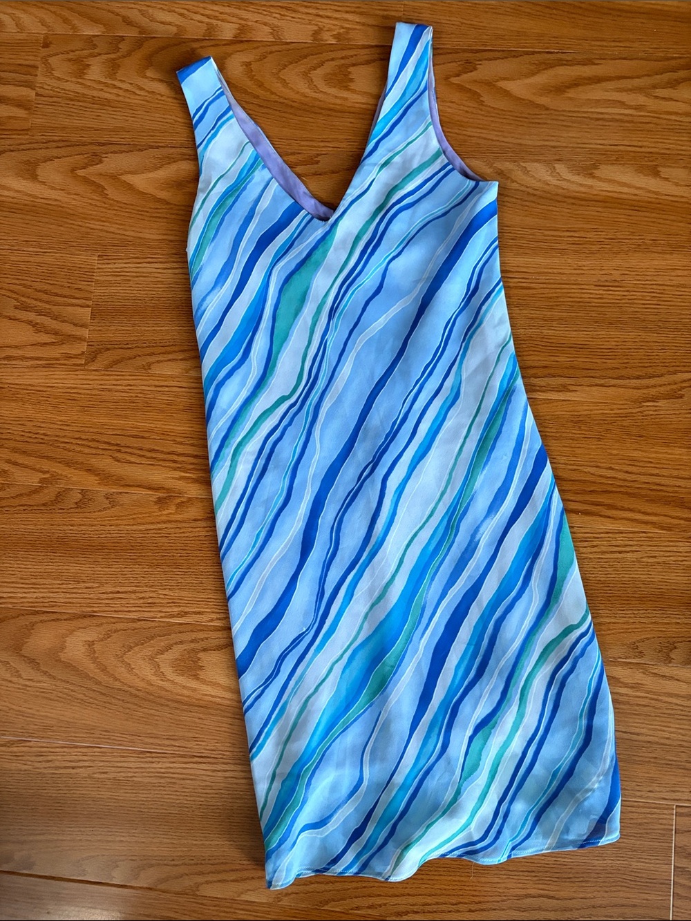 City Triangles Juniors Sleeveless V-neck Dress Size 7/8